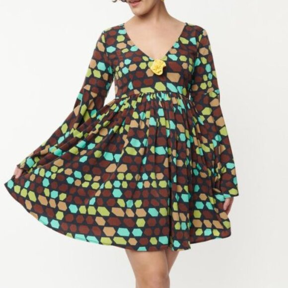 3X NWT Unique Vintage Smak Parlour Geometric
Aura Babydoll Dress - Picture 1 of 9
